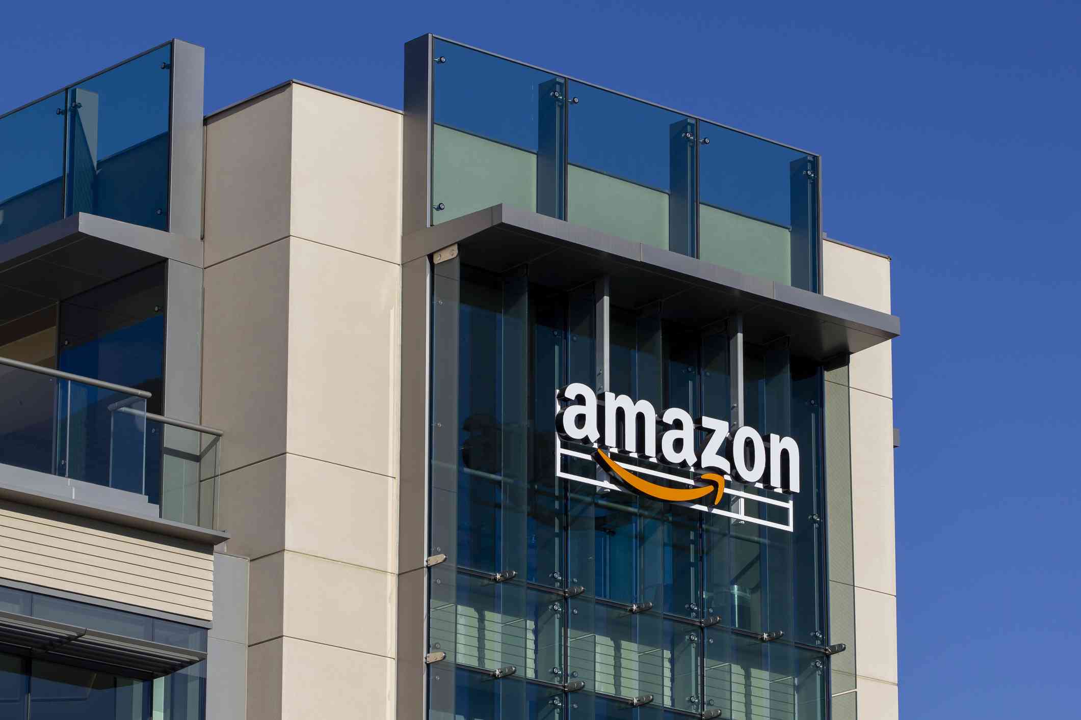 Amazon phishing scams