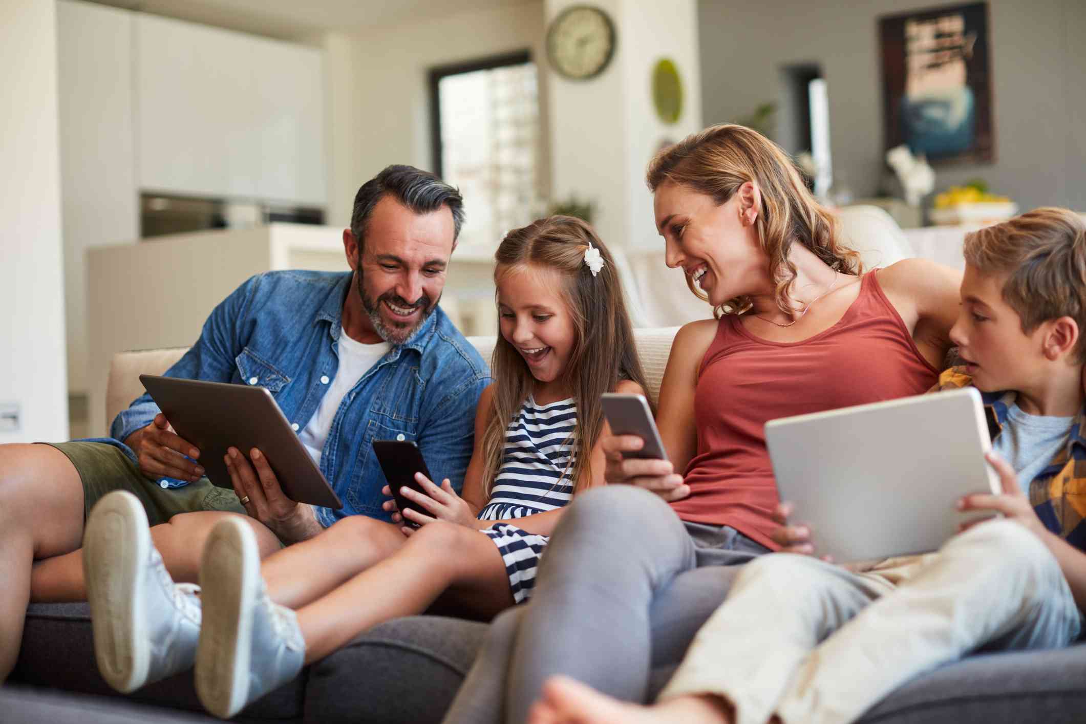 Protecting the People Who Matter: Introducing Trend Micro ScamCheck’s Family Circle