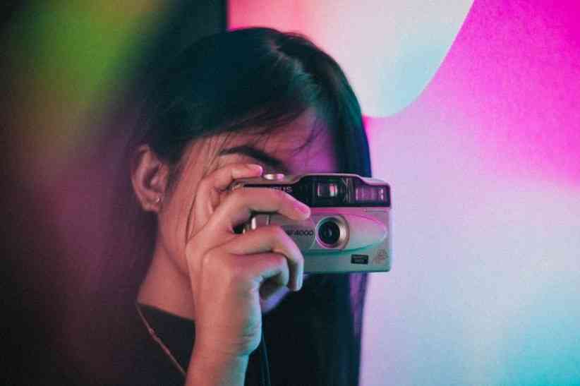 We joined the viral 1980s AI photo trend. Here's what it tried to charge us.