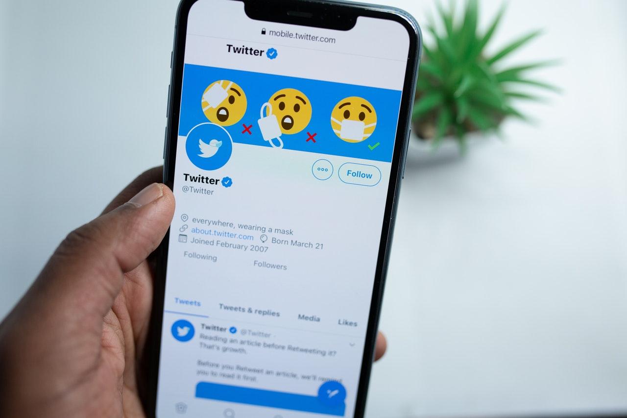 Twitter Follower Scam