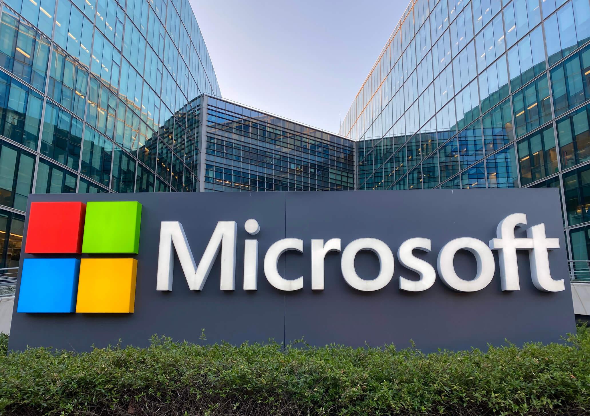 Fake Microsoft support email
