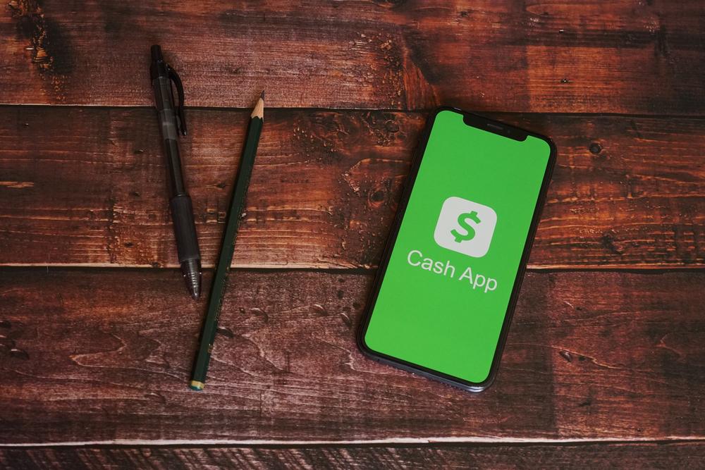 Cash App, USPS, Overheadusa[.]com, and iPhone 14 on Amazon – Top Scams & Phishing Attempts of the Week
