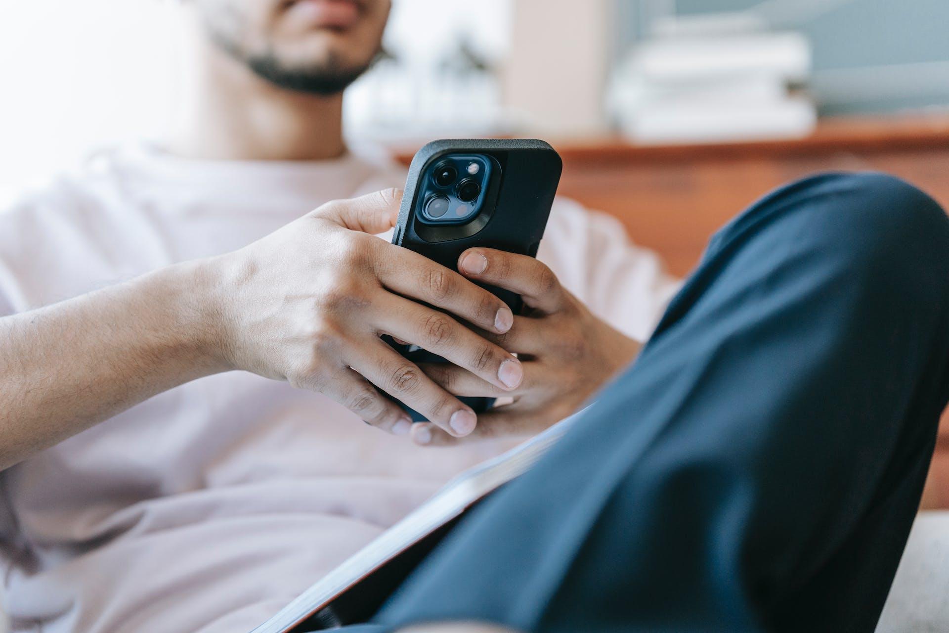 protect digital footprint